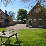 Luxury Old Stone Cottage, Beautifully Presented 펜션