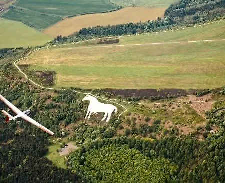 Luxury Old Stone Cottage, Beautifully Presented 度假居 *