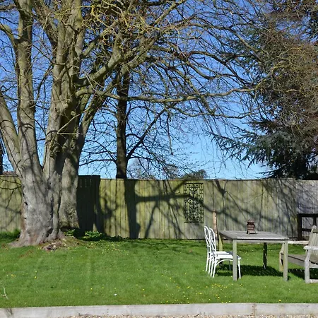 Luxury Old Stone Cottage, Beautifully Presented * 柯比穆尔赛德