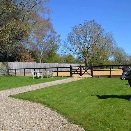 Luxury Old Stone Cottage, Beautifully Presented *